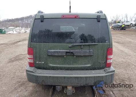 2009 Jeep Liberty Sport from USA, damaged, VIN 1J8GN28K99W522517